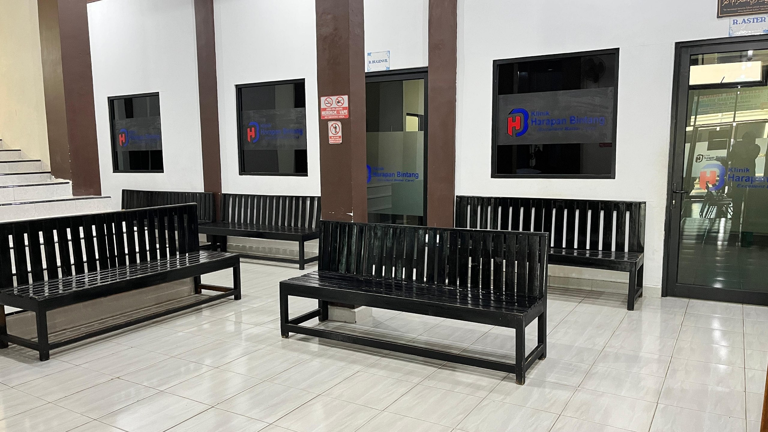 Ruang Tunggu Klinik